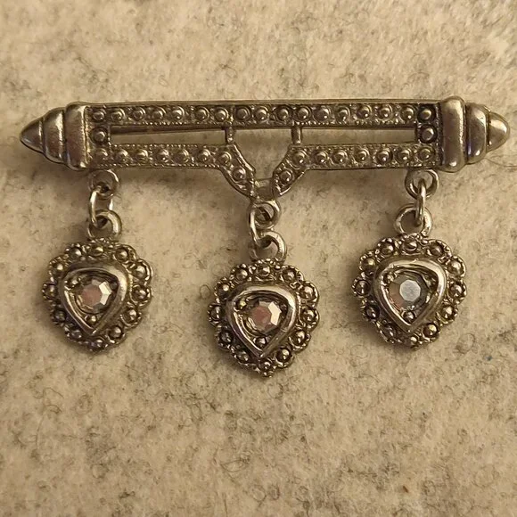 Vintage Sterling Bar Pin w/ Marcasite Hearts - Beautiful Brooch! - Picture 2 of 6